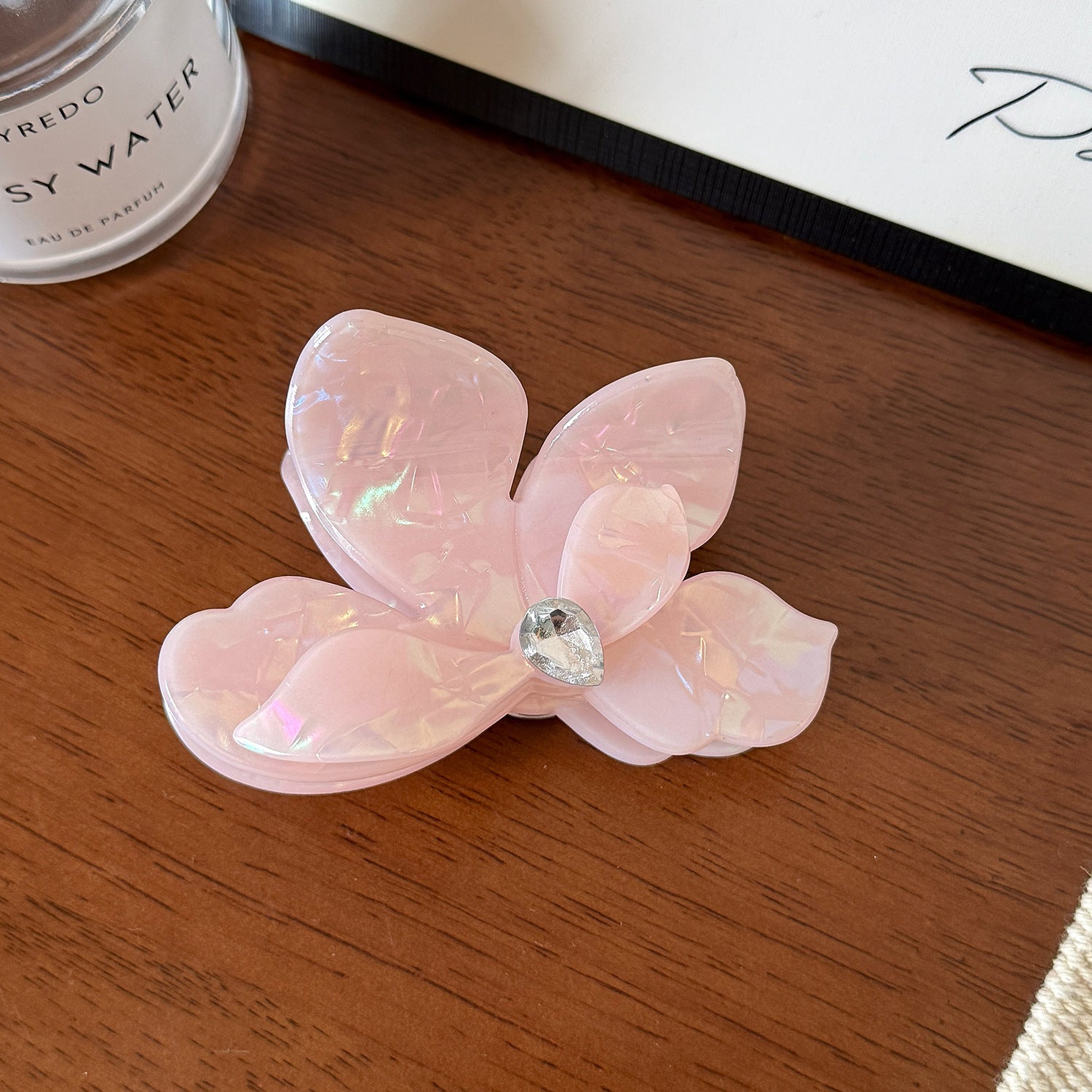 Chic Minimalist Floral Hair Claw Clip