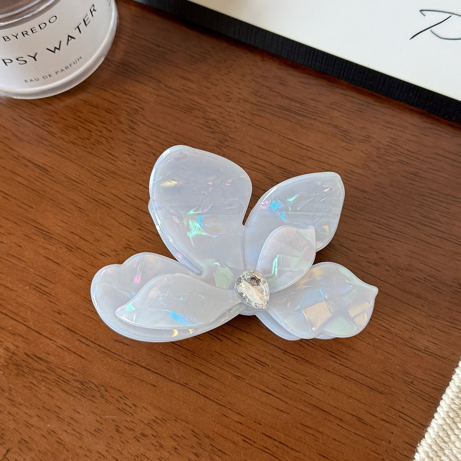 Chic Minimalist Floral Hair Claw Clip