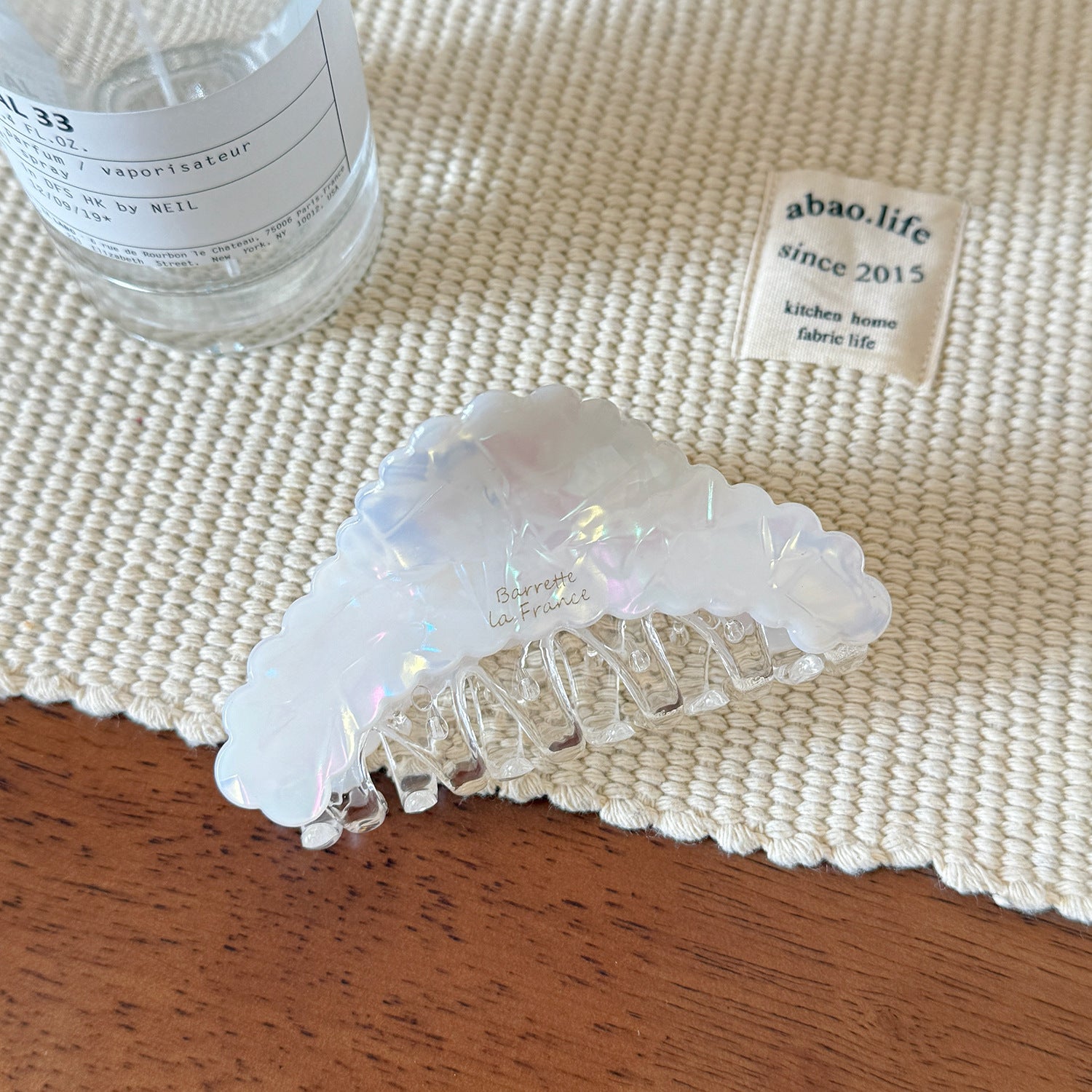 Vintage Scalloped Wave Arc Acetate Hair Claw Clip, Medium Jaw Clip for Women