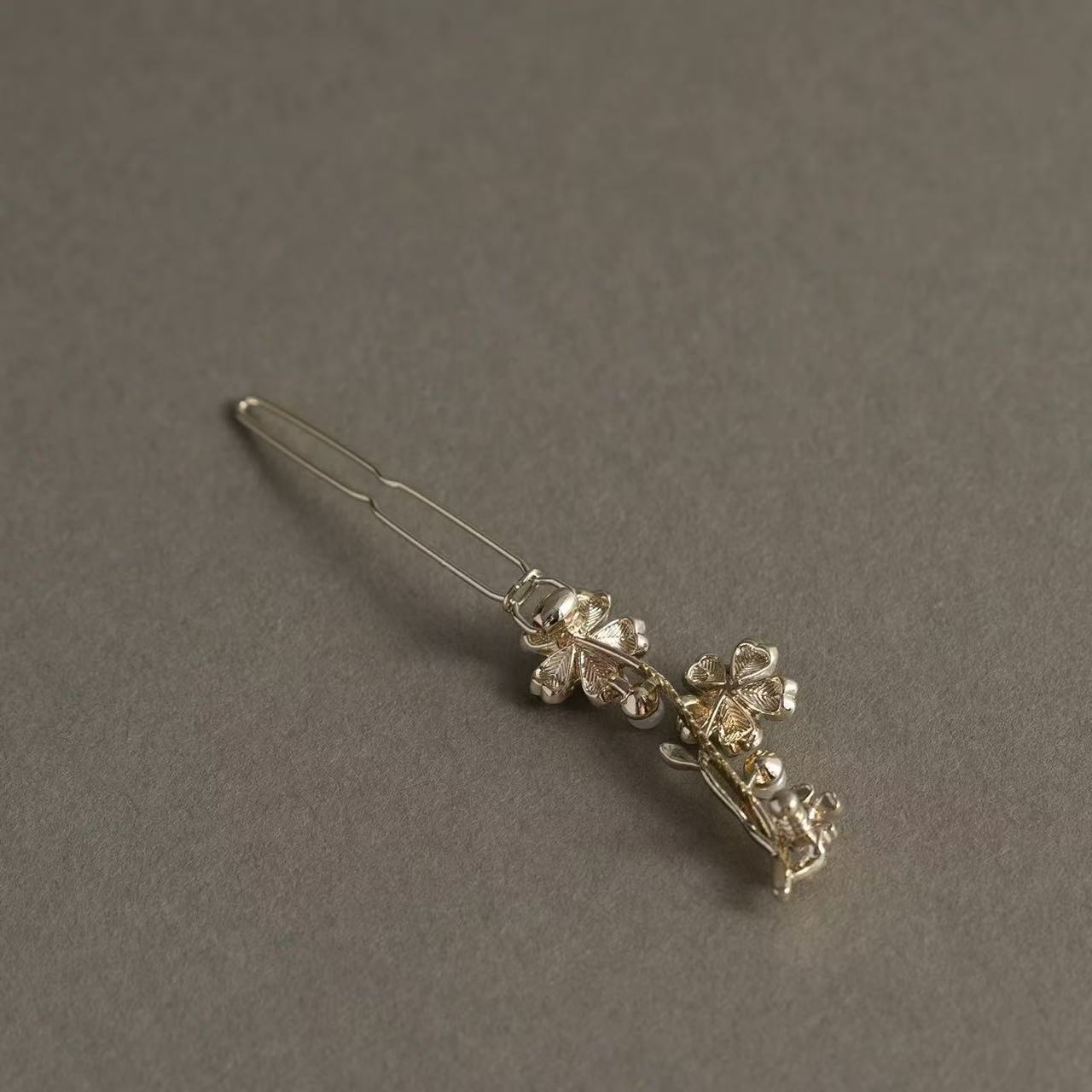 Mint Blossom Pearl Hair Pin