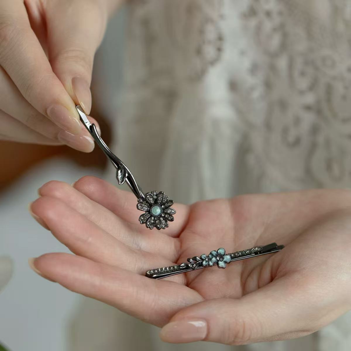 Vintage Floral Bobby Pin