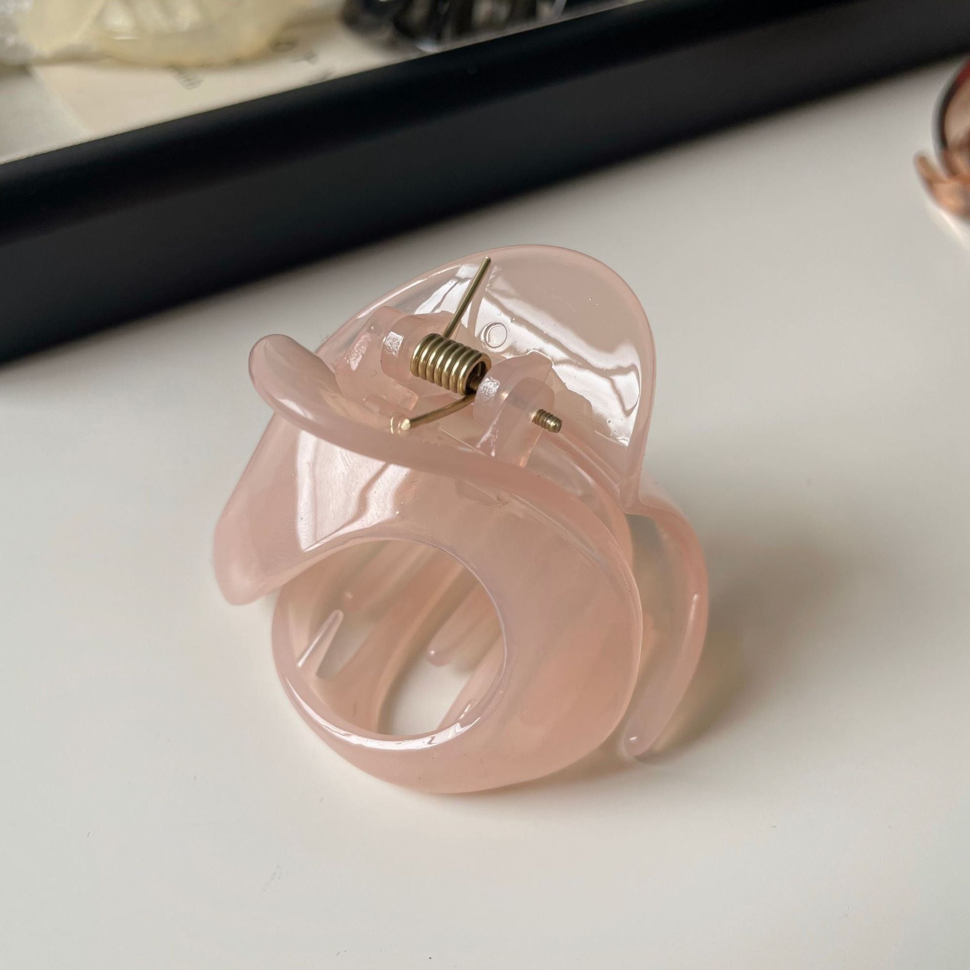 Minimalist Elegant Jelly Hair Claw Clip