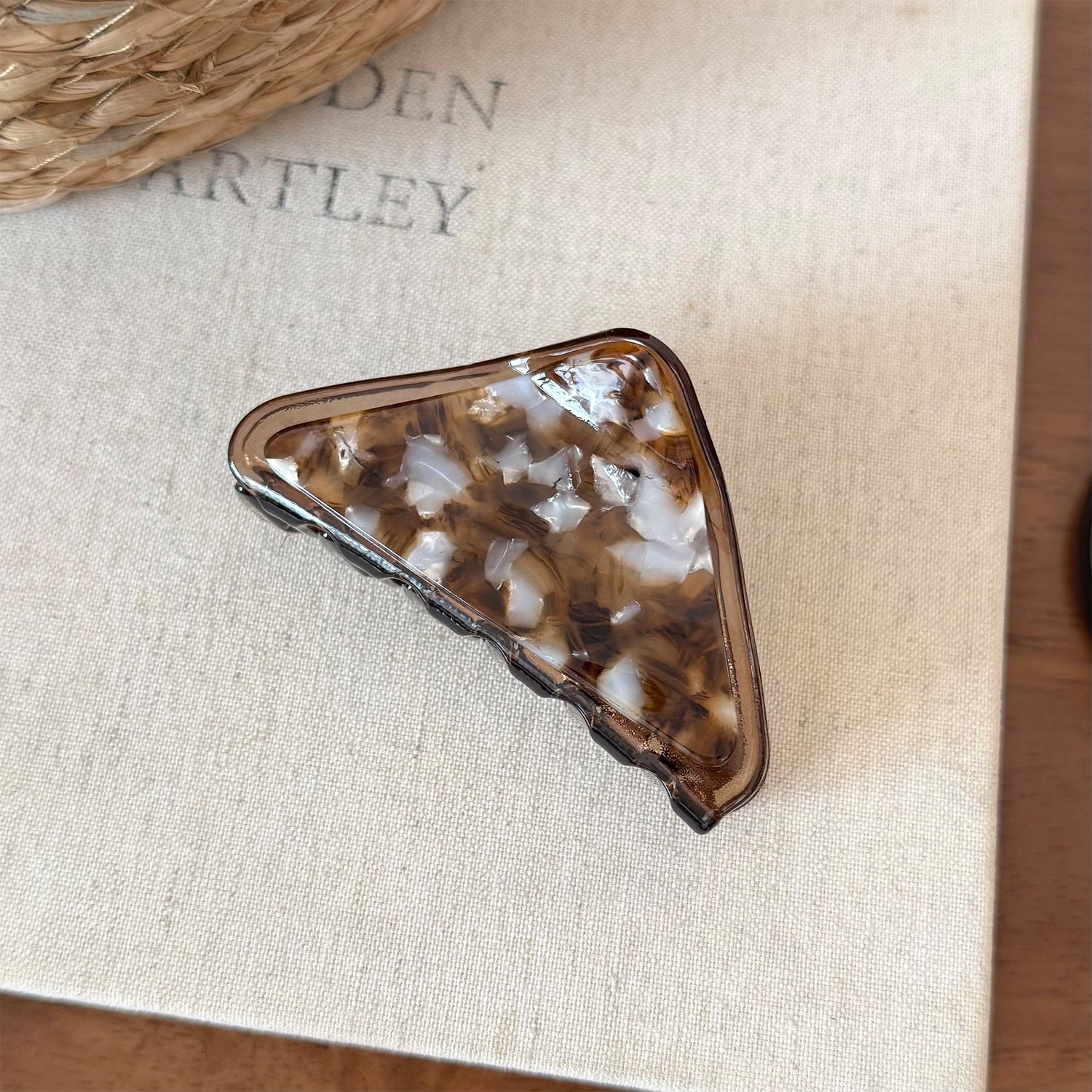 Marble Triangle Hair Claw Clip Elegant Acrylic Shark Clip For Half Up Hair
